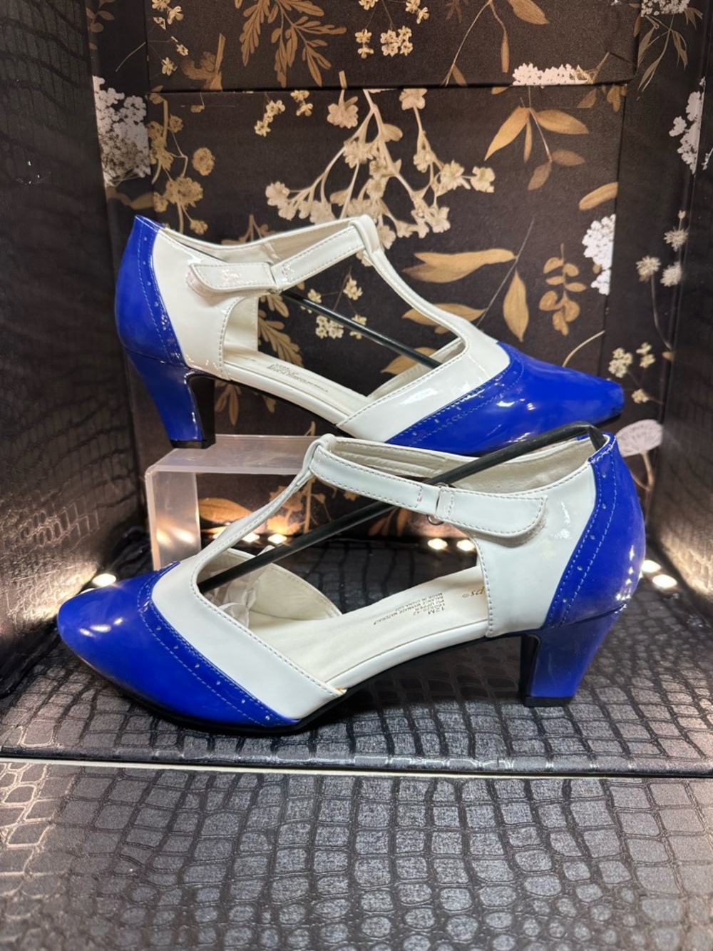 Angel Steps Classic T-Strap Two-Tone Heels in Blue and White size 12